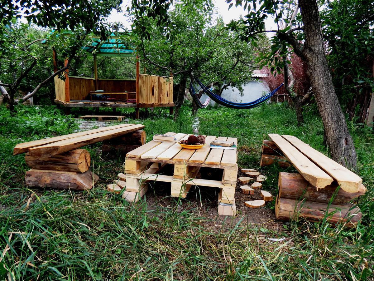Interhouse Karakol Hostel Exterior photo