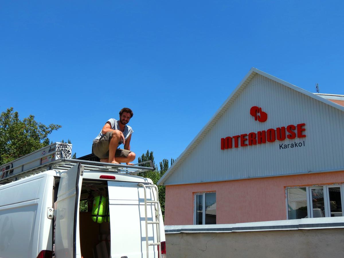 Interhouse Karakol Hostel Exterior photo